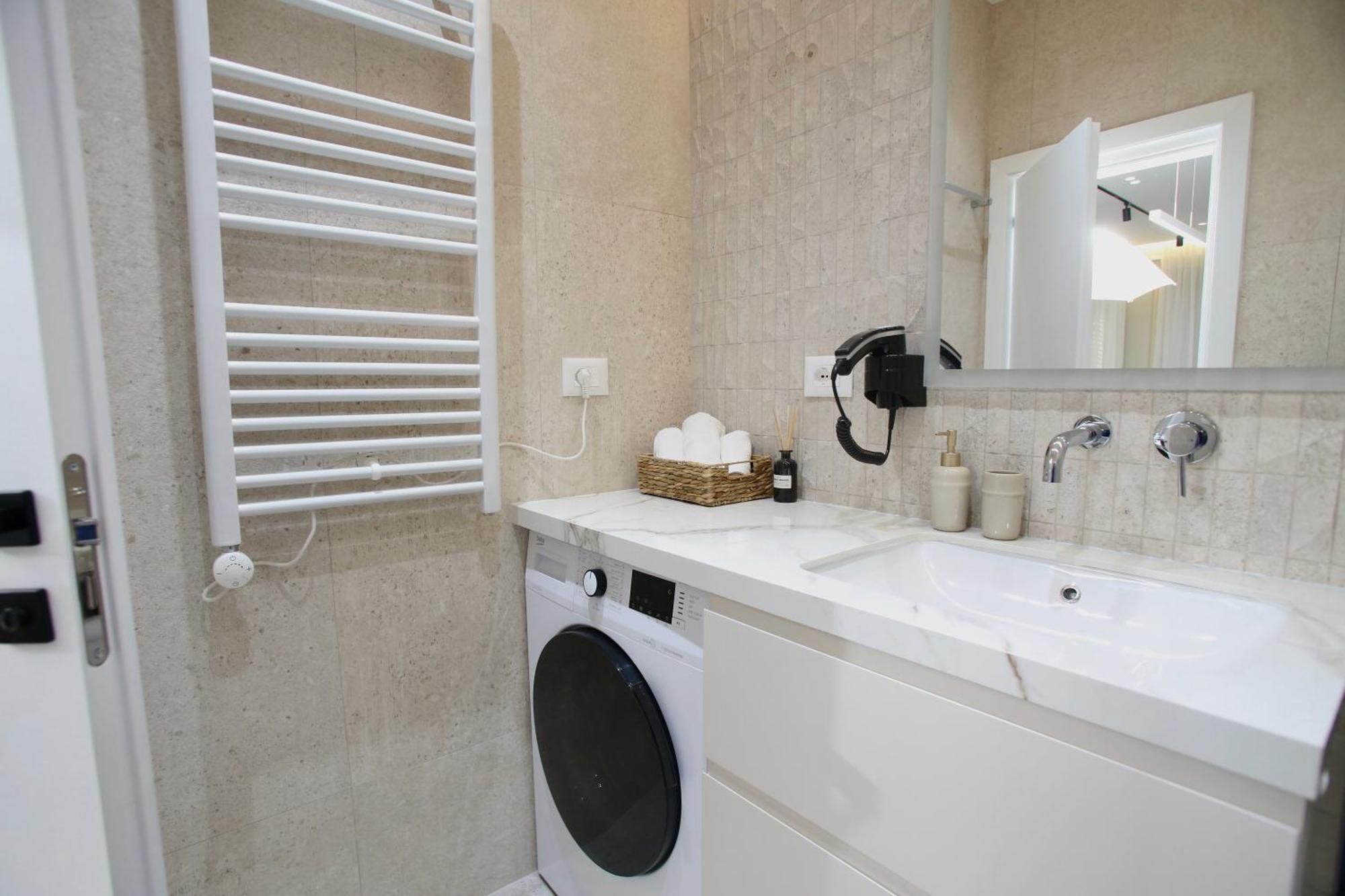 Luxurious Dreamy Seaview Apartment Durres Exterior photo