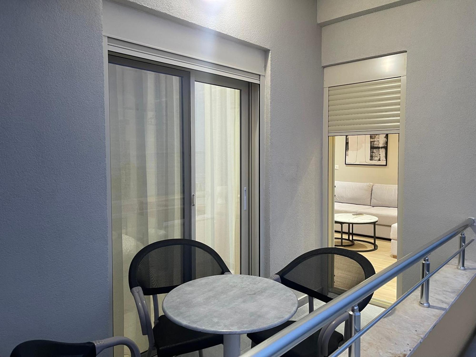 Luxurious Dreamy Seaview Apartment Durres Exterior photo